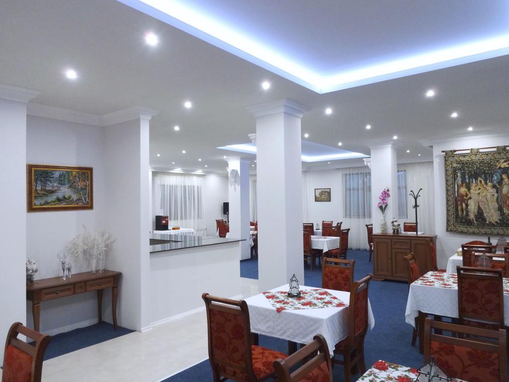 בנסקו Pinerose Resort מראה חיצוני תמונה