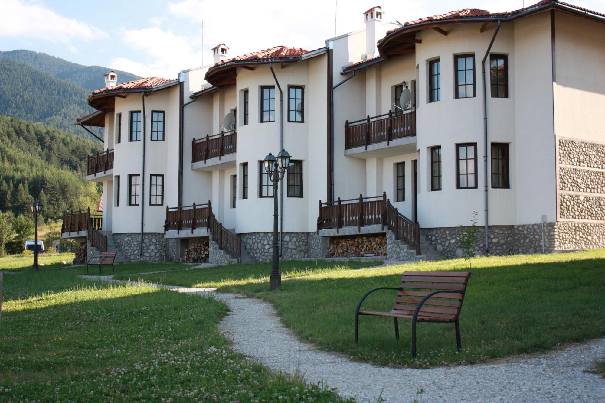 בנסקו Pinerose Resort מראה חיצוני תמונה