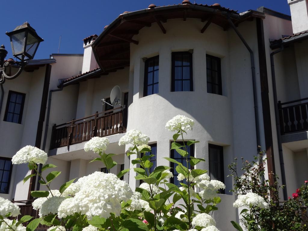 בנסקו Pinerose Resort מראה חיצוני תמונה