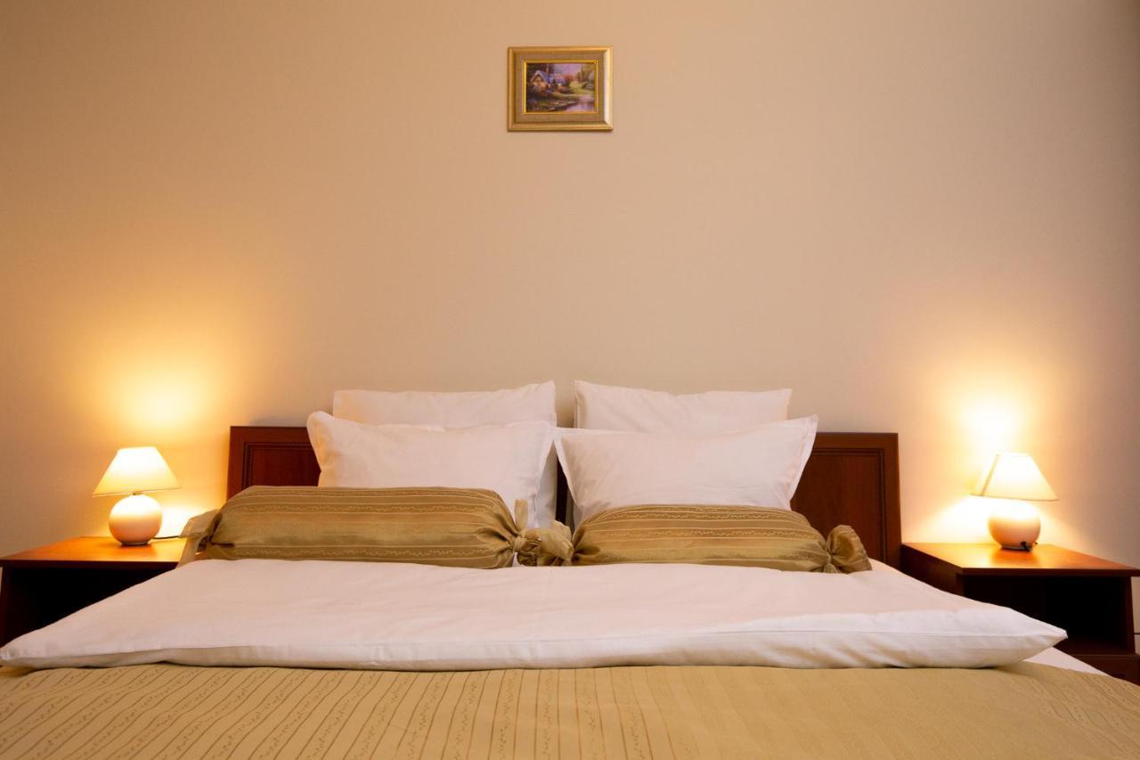 בנסקו Pinerose Resort מראה חיצוני תמונה